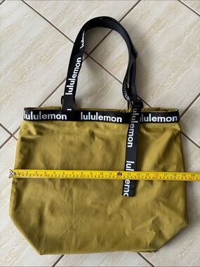 Lululemon Tote - Adjustable Logo Strap